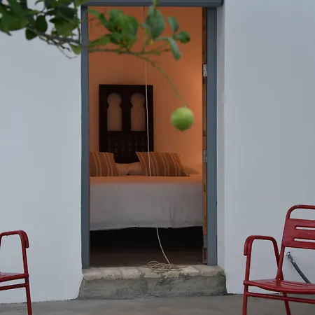 Casa Almara Bed and breakfast